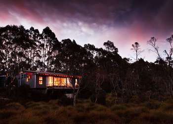 Cradle Mountain Huts Walk: The Overland Track, Tasmania