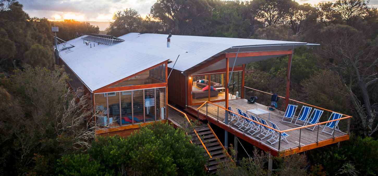 View panoramic sunsets on our Bay of Fires Lodge Walk