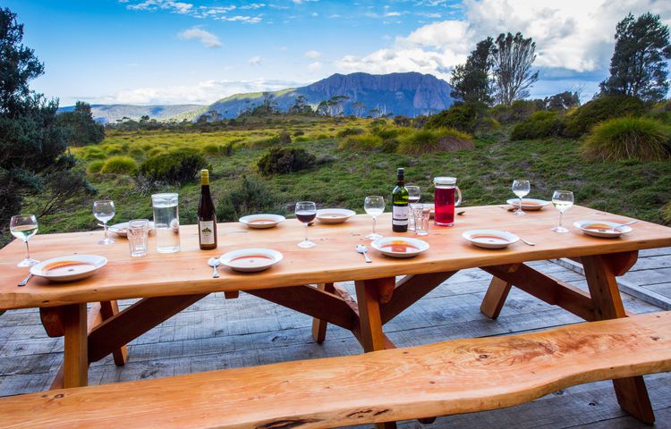 Bay of fires lodge outdoor dining