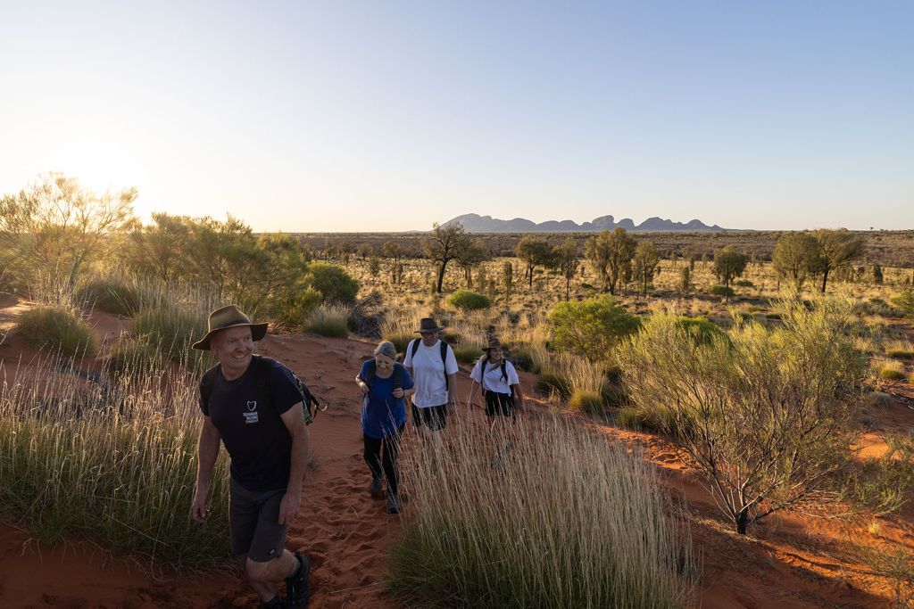 Uluru Kata Tjuta Signature Walk Going North 14_Oqt3R9I